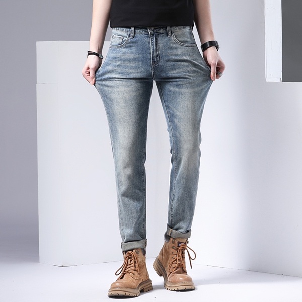 ブランドジーンズ着用イメージ